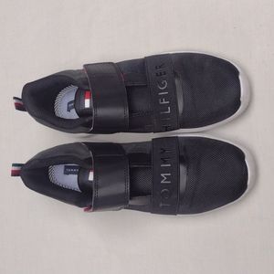Tommy Hilfiger shoe